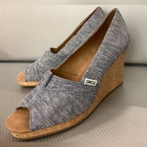 TOMS Blue Jean Denim Wedge Heels, Size 6